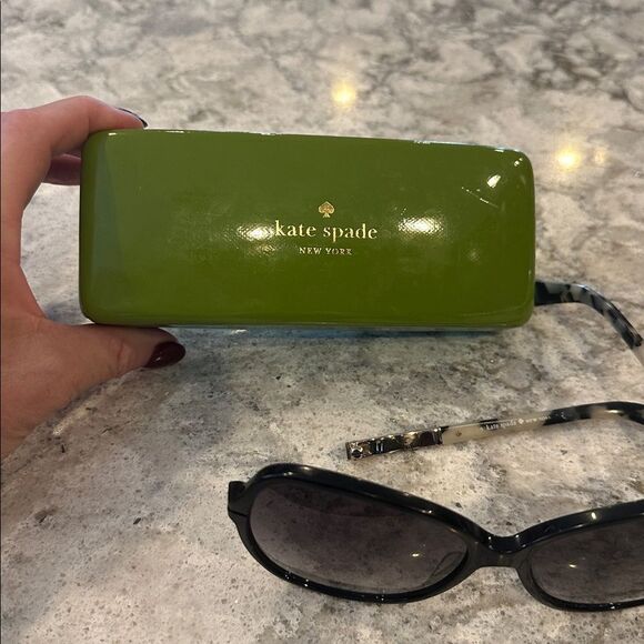 Kate Spade Women’s Sunglasses Black/Tortoise Arms w/ Case – Broken Hinge Repair